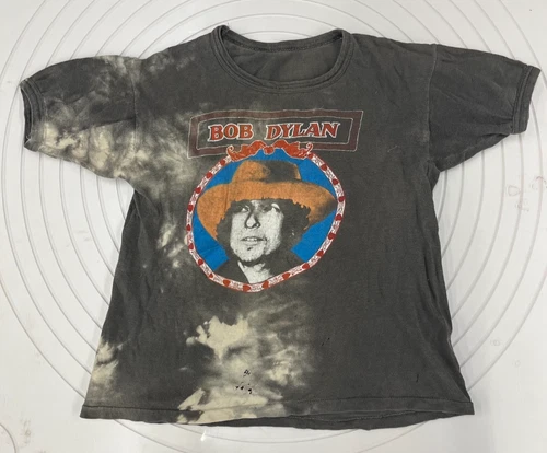 Bob Dylan Tour T-shirt size small Vintage vintage concert t-shirt, vintage, size S, single stitch, B+ condition