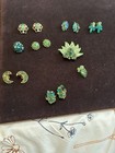 Vintage Green Stone Clip Earrings 5 Pairs, 1 Pair W/o Clip 2 Singles 1 Pin