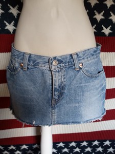 levis skirt sizing