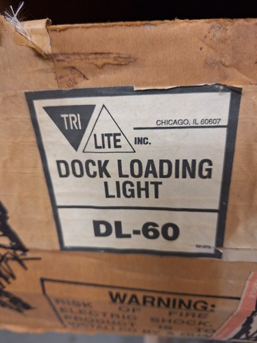 TRI LIGHT DOCK LOADING LIGHT DL-60 - Picture 5 of 5