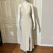 Nightway NW Womens Sleeveless Cocktail Dress Sequins Floral Sheath Mesh Size 10P