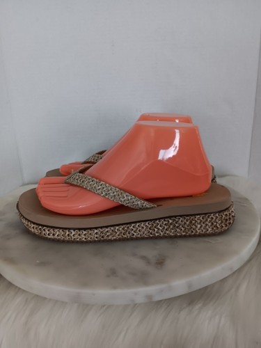 Volatile Damensandalen Größe 8 Tanga Flip Flops Keilabsatz beige - Bild 2 von 14