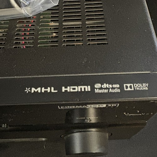 Yamaha Natural Sound AV Receiver RX-V675 - Picture 5 of 13