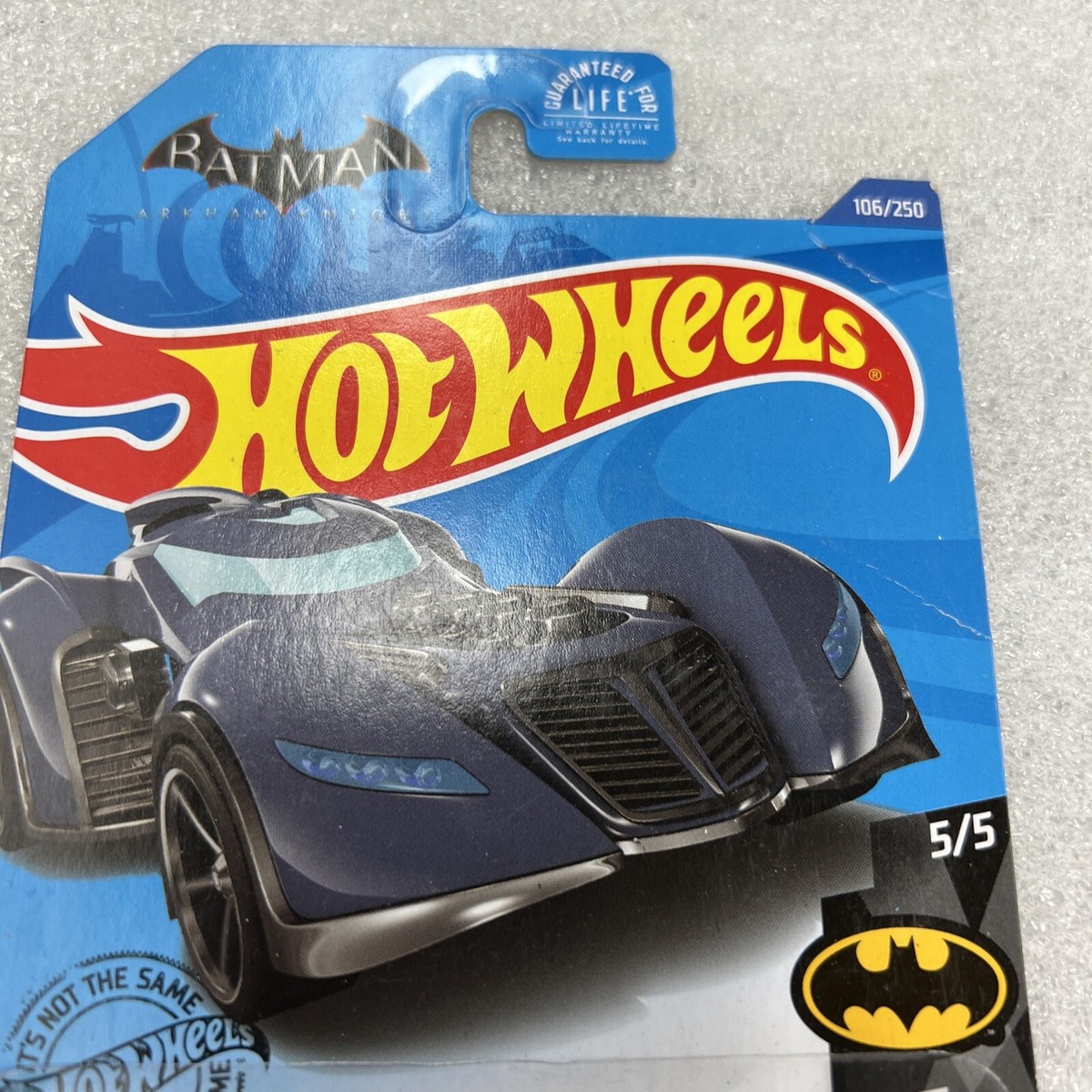 Hot Wheels Batman: Arkham Asylum Batmobile #106 TREASURE HUNT BLUE
