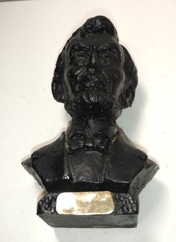 Abe Lincoln Bust Made From Coal Figurine Handcrafted In ILLINOIS