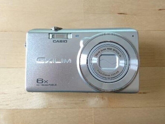 CASIO EXILIM EX-ZS29 Silver Digital Camera 26mm Wide Optical Zoom