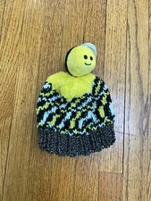 HAND KNIT NEWBORN HAT - BUSY BEE - WITH DETACHABLE STUFFY SOFT AND WARM