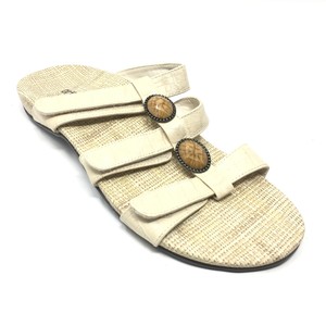 vionic sandals size 11