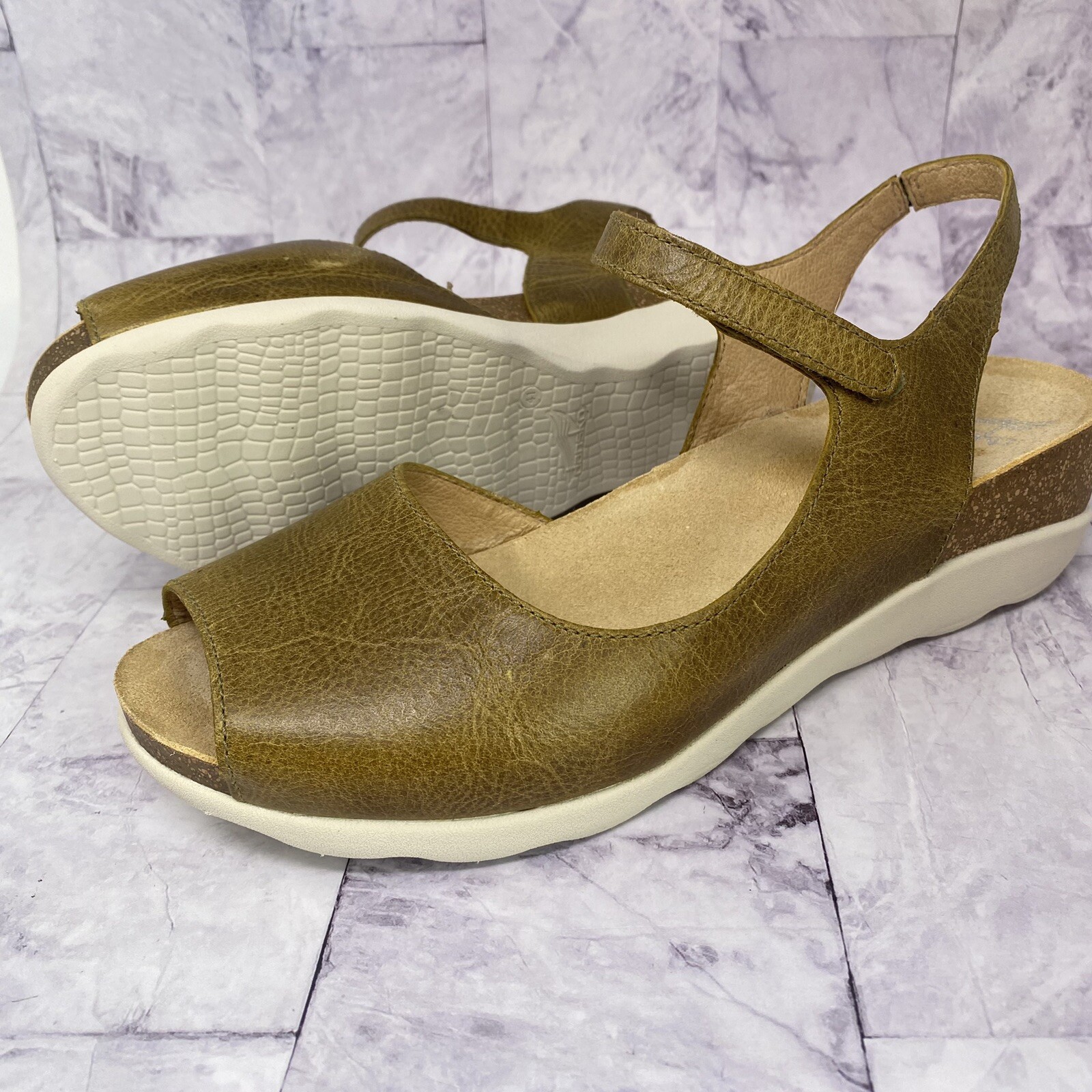 Dansko Marcy Sandals Womens Strappy Wedge Heel Ankle Strap Sz 41 US 10.