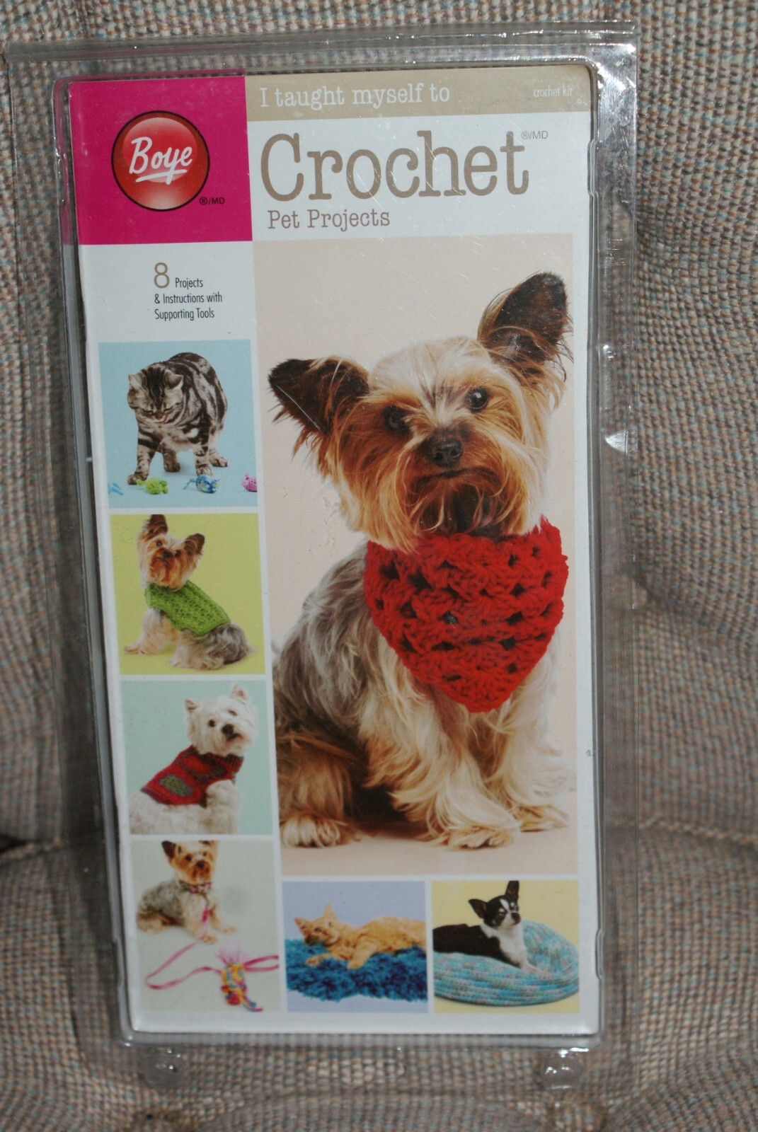 Boye Learn to Crochet Pet Clothing & Accessories Project Kit 6 Cochet Hooks New