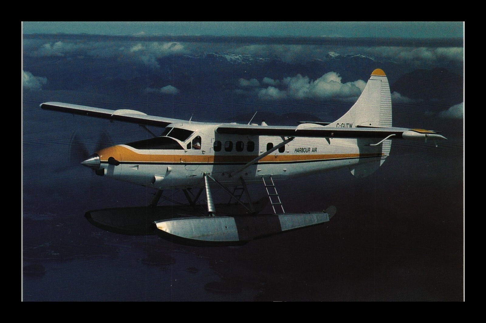 DR JIM STAMPS POSTCARD HARBOUR AIR LTD DeHAVILLAND DHC 3 OTTER AIRPLANE UNPOSTED
