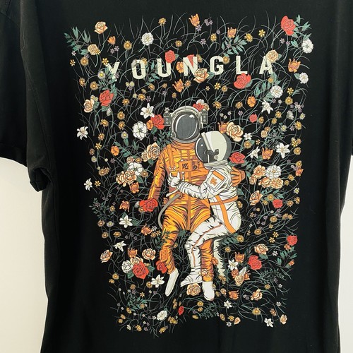 Youngla T-Shirt Size Medium Black Floral Astronaut Young LA Basic Short Sleeve - Picture 3 of 9