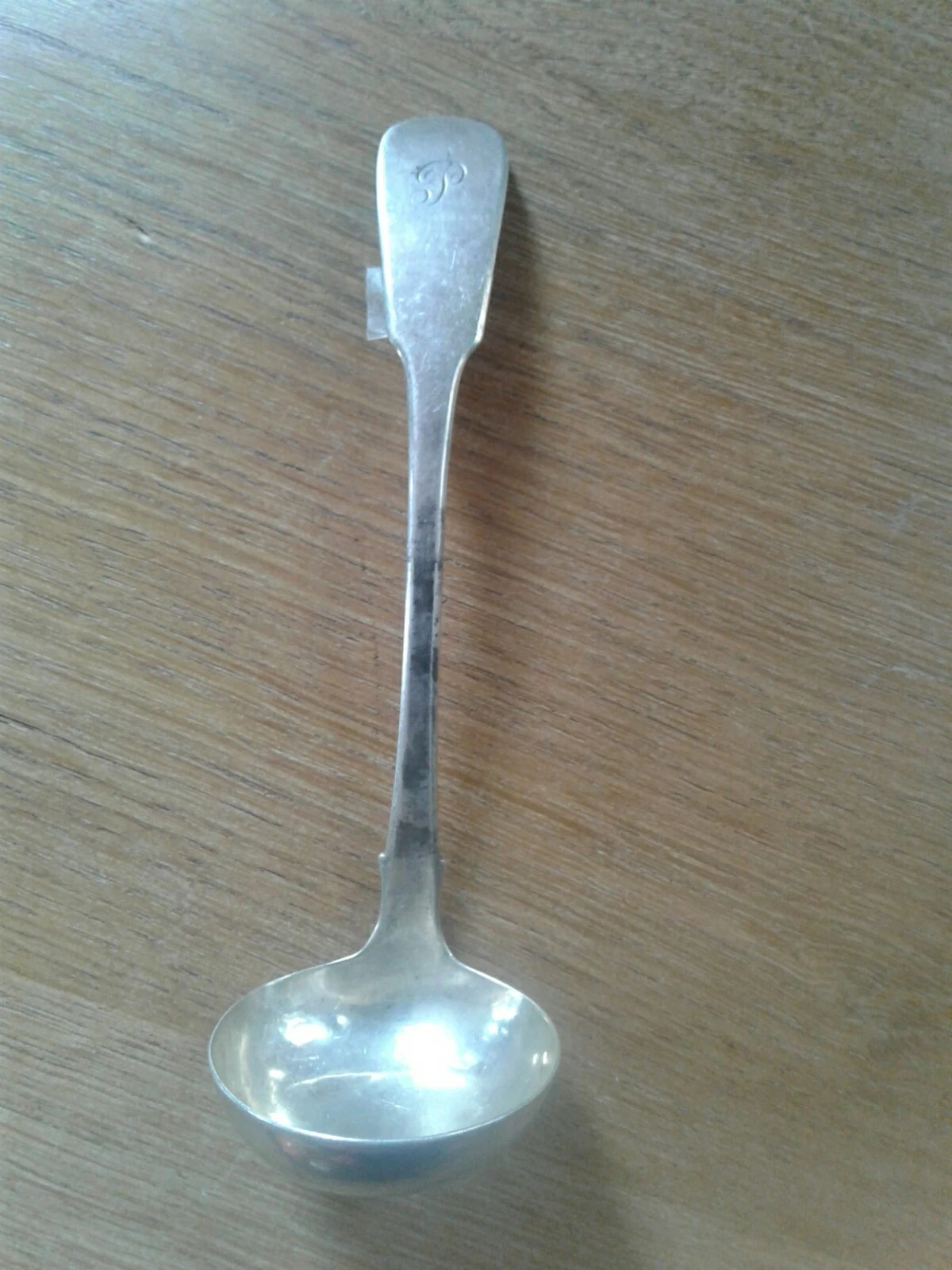 ANTIQUE GEORGE IV SILVER, FIDDLE PATTERN SAUCE LADLE EDINBURGH 1829