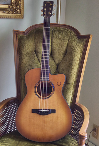YAMAHA TAS3C Acoustic Electric Guitar-USED Exquisite Tone- Plugged or Unplugged!