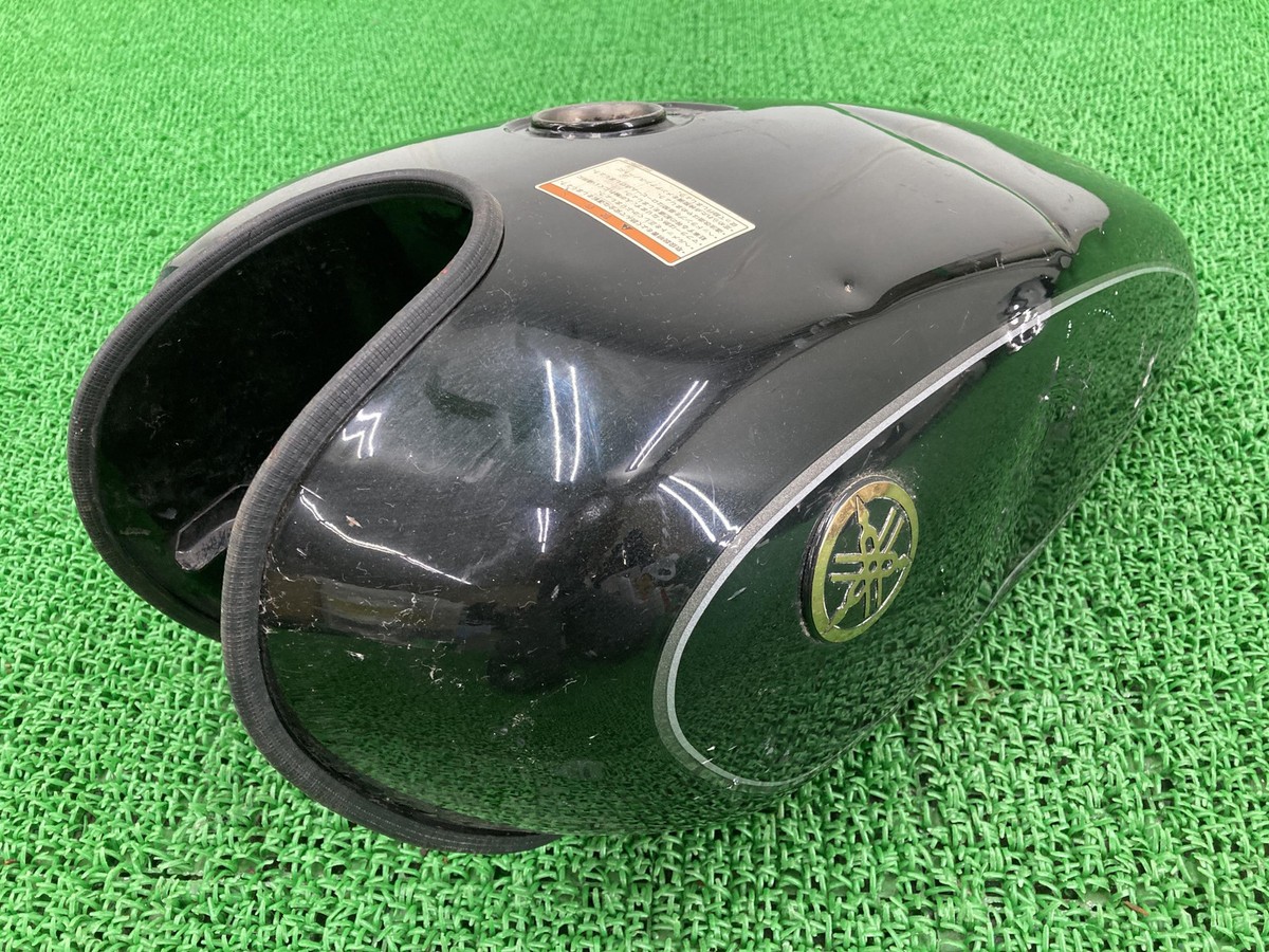 YAMAHA Genuine Used SR400 Tank RH01J Good Condition. 1695 | eBay