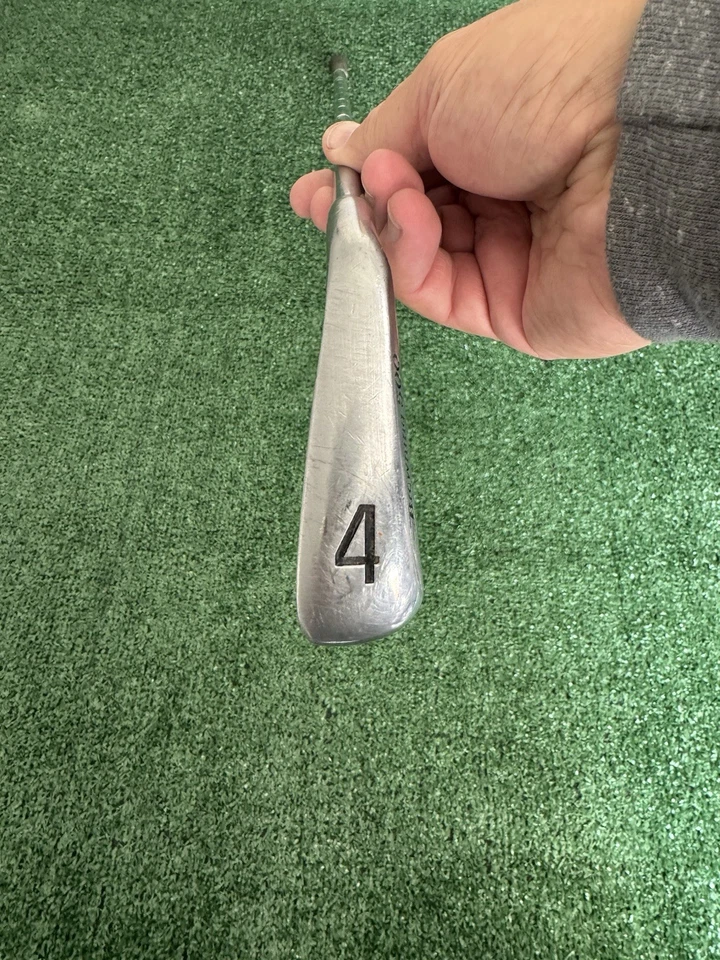 Browning 500 Right-Handed Low Profile Irons Set 3-PW with Stiff Steel Shafts - Image 3 of 4