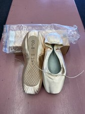 Bloch European Balance Size 8 XX