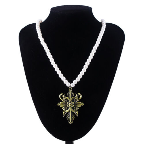 Resident Evil Lady Dimitrescu Necklace Cosplay Metal Pendant Ornament gift - Afbeelding 1 van 6