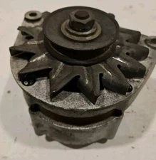 MERCEDES BENZ 380SL R107 GENUINE BOSCH ALTERNATOR OEM 0120489025