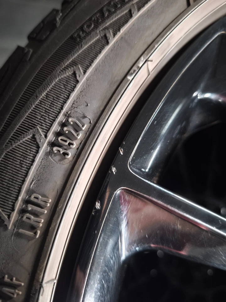 4 Winterreifen 225/45R18 18" CARMANI Alufelgen KBA 53103 8Jx18 ET 45 - Bild 4 von 4