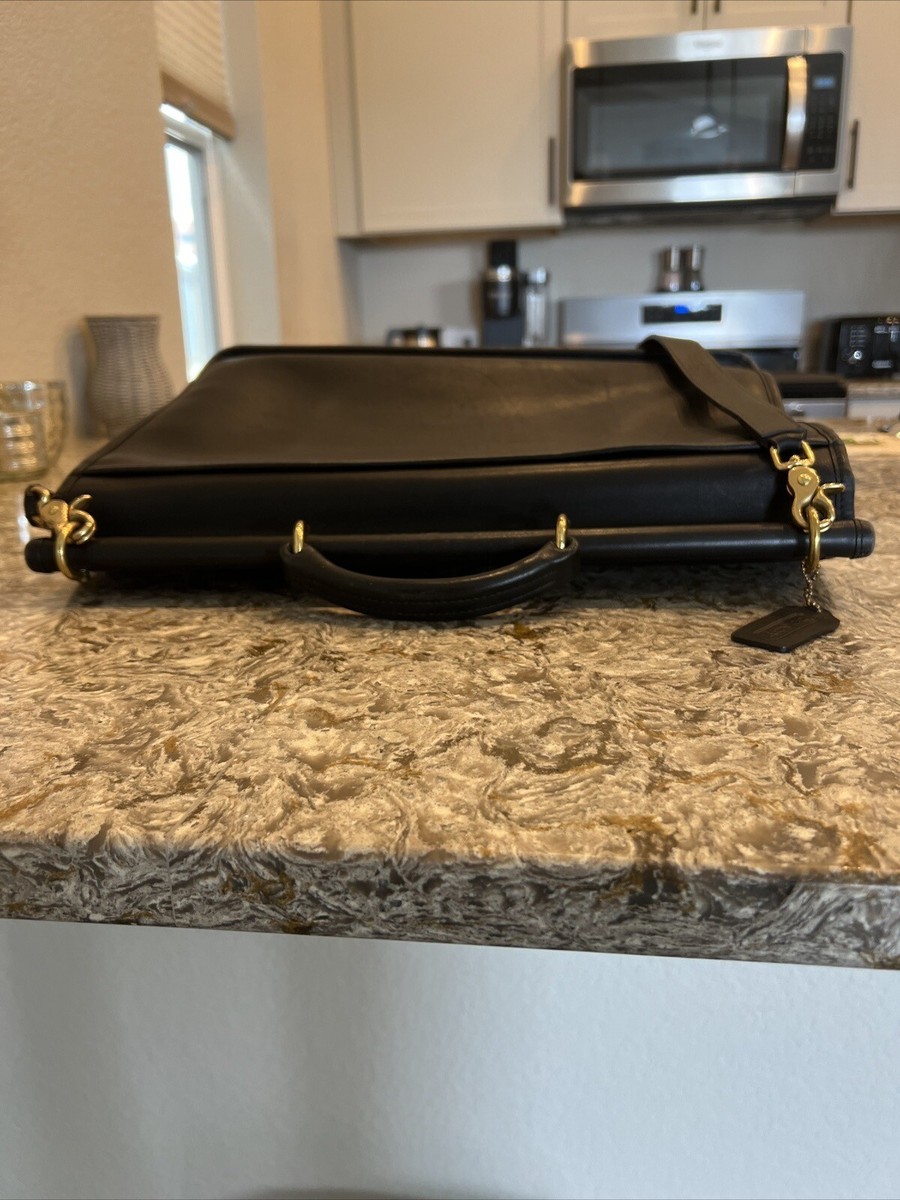 90's Vintage Coach 5266 Beekman Vintage Black Leather 90's Vintage Coach 5266 Beekman Vintage Black Leather