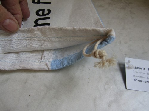 NWT TOMS Shoes Drawstrings Dust Cover Shoe Bag Travel Storage - Picture 3 of 3