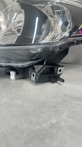 GENUINE MAZDA 5 08-09 HEADLAMP LENS&HOUSING WITH HID LEFT LH CE52-51-041C - Picture 6 of 12