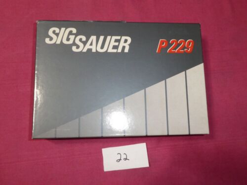 SIG SAUER P229 FACTORY BOX WITH TEST TARGET IN EXCELLENT TO NEAR MINT CONDITION - Picture 1 of 9