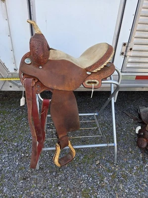 15" Circle Y Flex 2 Barrel Saddle - Image 1 of 4