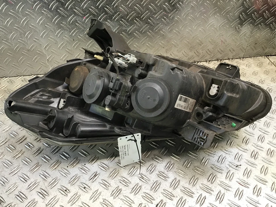 Scheinwerfer rechts Renault Clio III (R) 8200775878 684416 - Bild 2 von 4