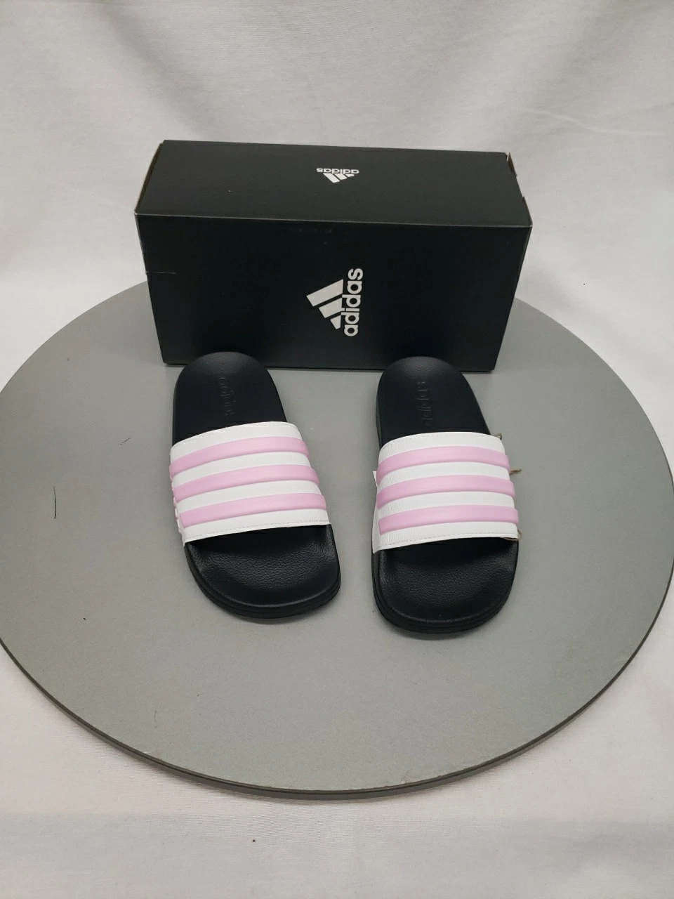 Scarpe Adidas Slides nere rosa nuove con scatola taglia 2 nuove FY8843