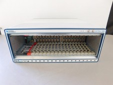 National Instruments NI PXIe-1085 Chassis (KHQ9)