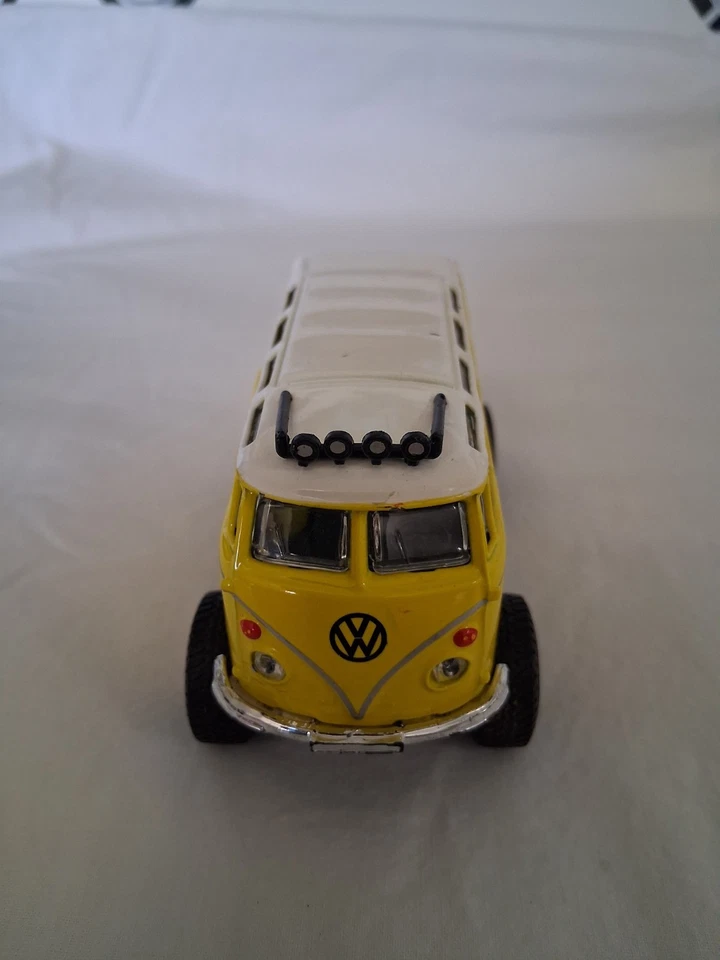 Volkswagen Samba amarillo Maisto 1:40 diecast usado Foto 2 de 4