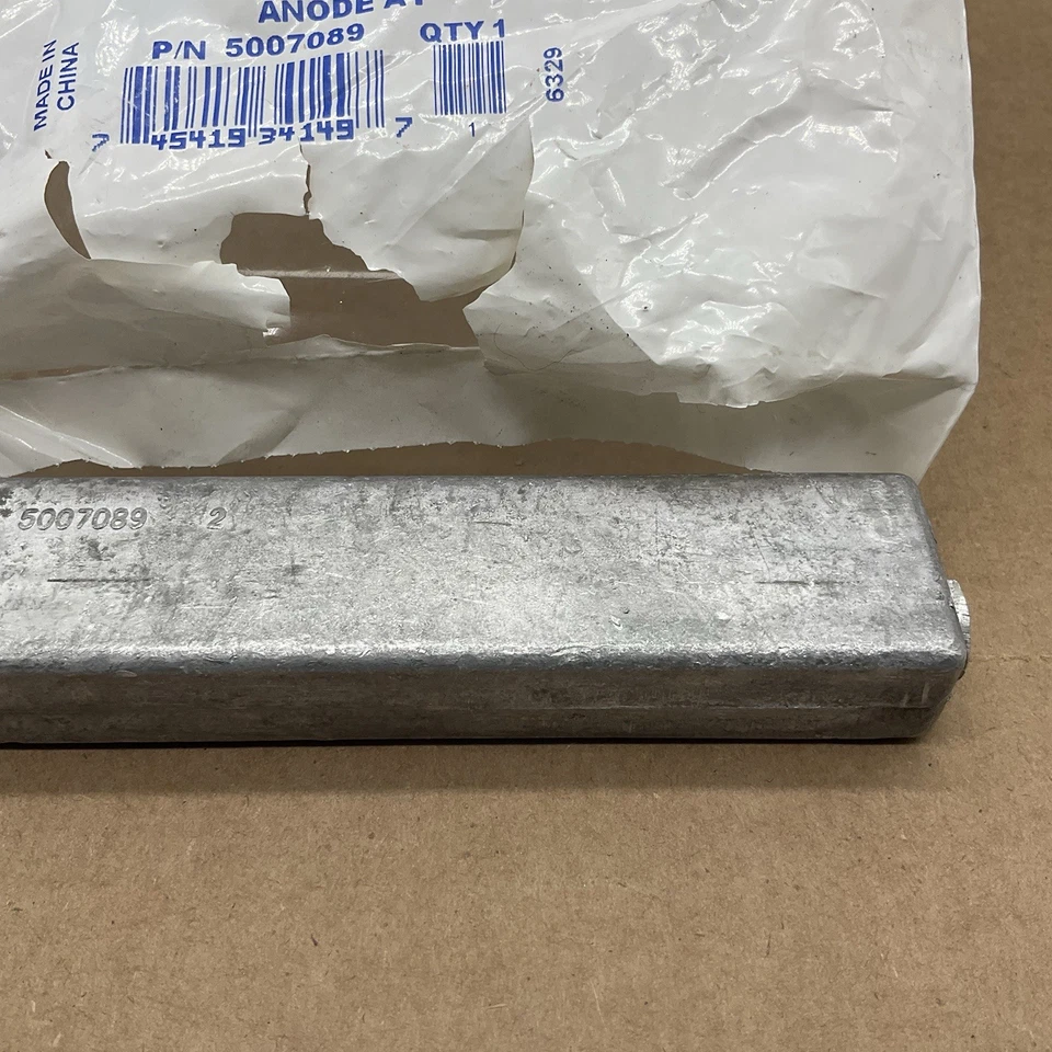 5007089 Johnson / Evinrude Power Trim Bar Magnesium Anode OMC BRP - Image 4 of 4