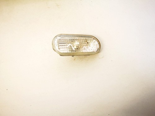 1j5949117 Seitenblinker (Kotflügelblinker) Vorne Linke  Volkswag DE1385703-63