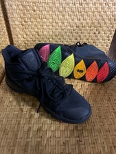 kyrie 5 neon sole