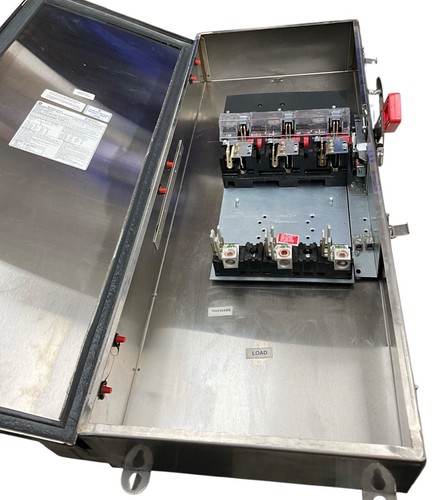 GE TH3364SS Fusible Heavy Duty Safety Disconnect Switch 200A 600V 3P NEMA 4X - 第 3/6 張圖片