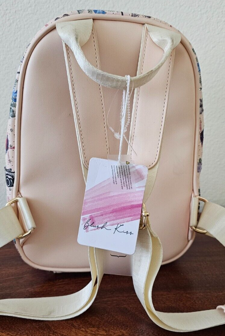 girl wearing mini backpack EARTH RAGZ