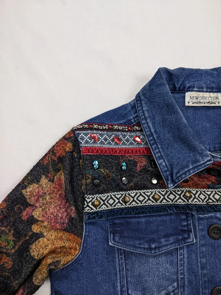 New Diretion Mujer S Chaqueta Jean Denim Embellecida Flor Estrás Nativa Foto 4 de 4