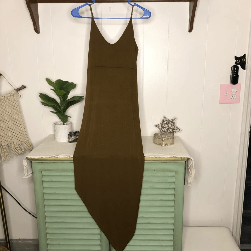 Vestido envolvente con dobladillo asimétrico verde oliva talla mediana exuberante para mujer Foto 2 de 4