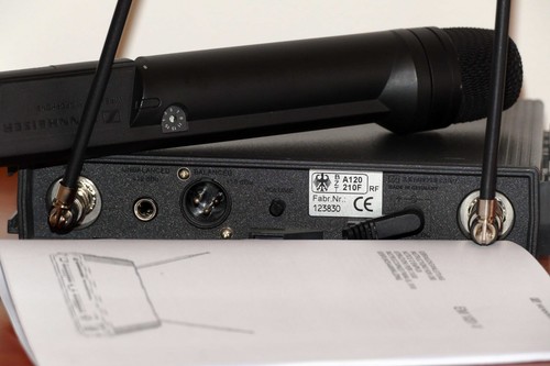 Sennheiser TRUE DIVERSITY RECEIVER EM 1031 + sistemi audio Tx + Rx - Afbeelding 6 van 7