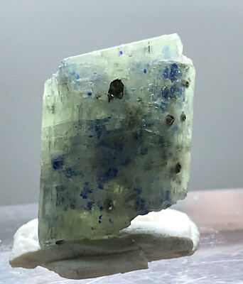23 CT Terminated Unknown crystal Inclusion unknown blue dots,Pyrite @AFG