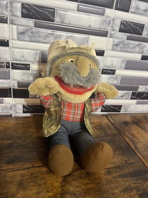 SHOTGUN RED HEEHAW PLUSH DOLL STUFFED TOY 17'' Jeans, Straw Hat red ribbon (ar)