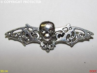 steampunk badge brooch silver bat gothic skull skeleton