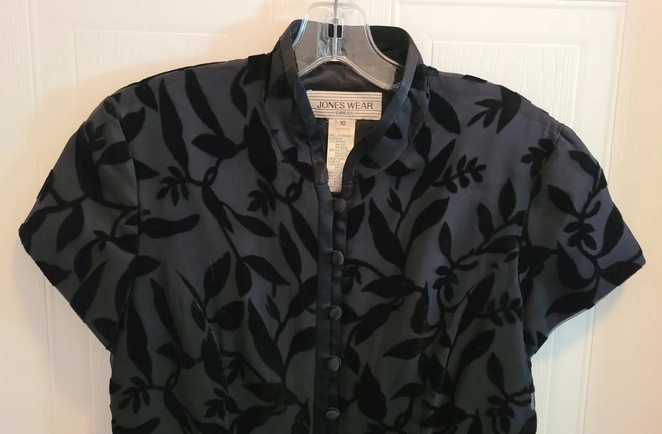 Maxi Vestido De Colección Jones Wear Para Mujer S/S Abotonado Negro Terciopelo Burnout Floral 10 Foto 2 de 4