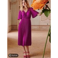 Sezane Florencia Women Pleated V-Neck Midi Dress in Fuchsia Size 40/8