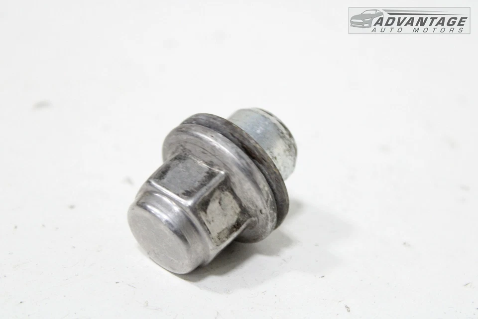 Toyota Corolla 1989-2024 rueda delantera y trasera perno tuerca plata juego de 20 OEM Foto 3 de 4