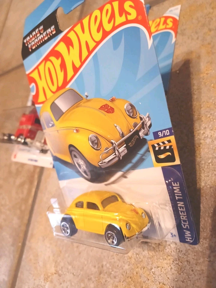 Hot Wheels Transformers Lote de 3 - Optimus Prime y 2 Bumblebee (Dorado/Amarillo) Foto 3 de 4