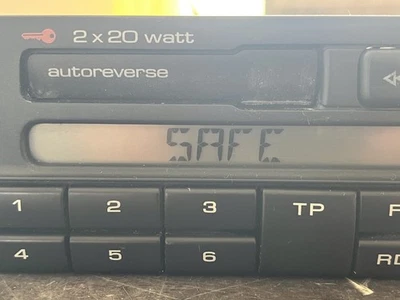 Autoradio VW BETA 4 1H0 035 152 für Oldtimer Youngtimer ohne code - Bild 1 von 4
