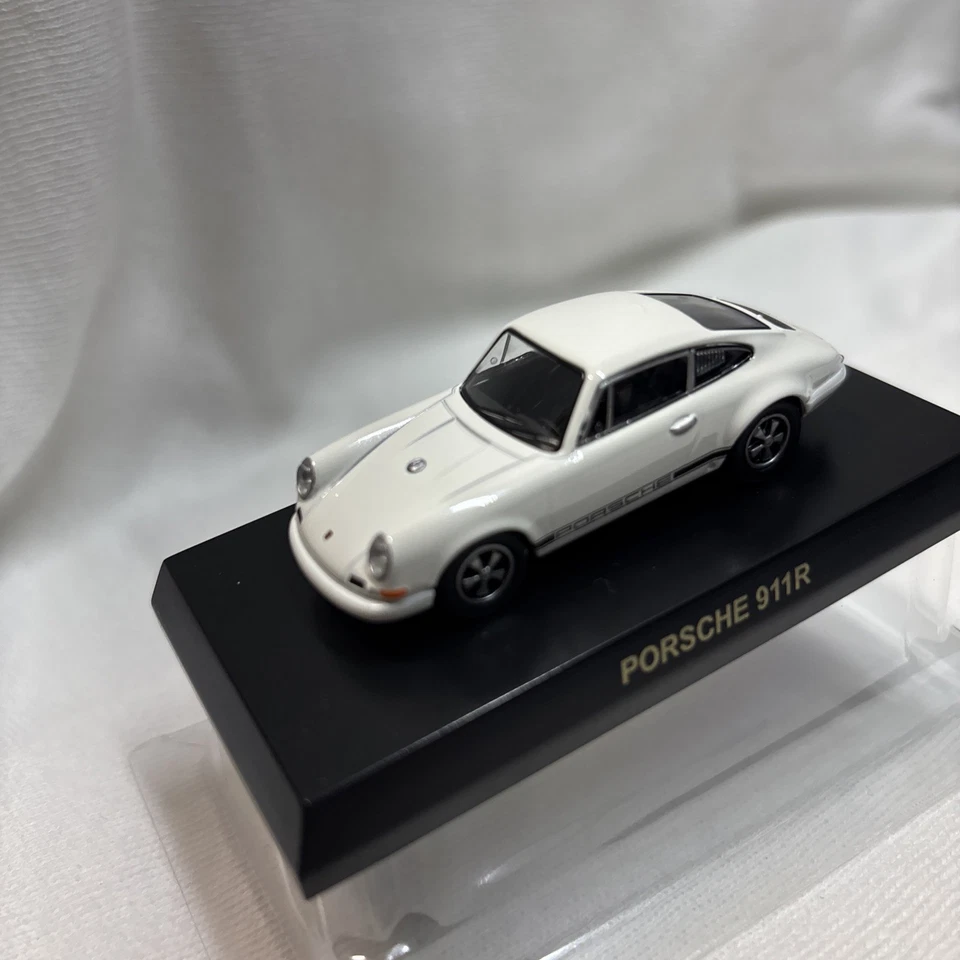 Kyosho 1/64 Porsche Collection Ver.3 Porsche 911R 901 2.0 cupé 1967 blanco Foto 4 de 4